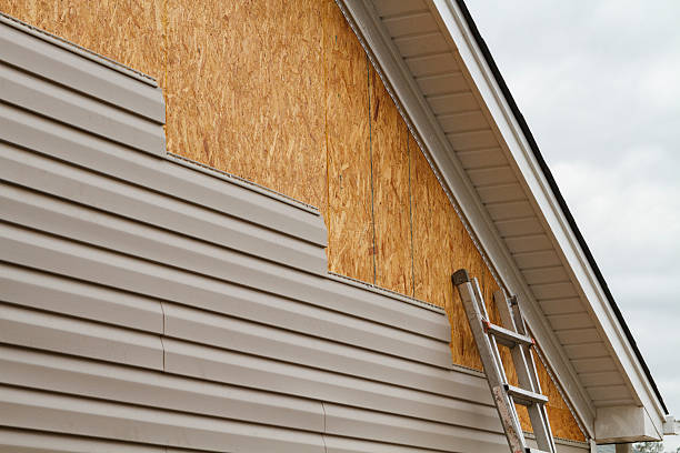 24/7 Emergency Siding Contractor experts in Lexington, MA